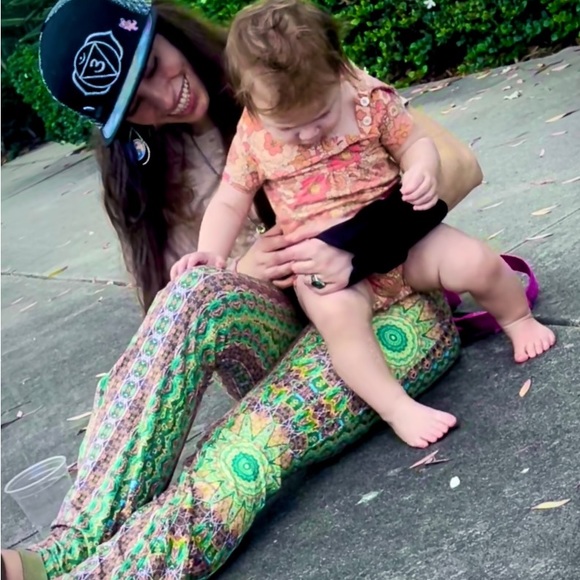 Meet your Posher, Lillian - Picture 2 of 9